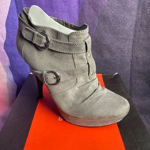 Guess ankle boot heels